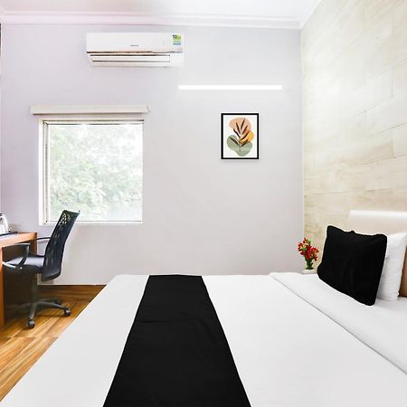 Hotel Super Collection O Bhiwadi Extérieur photo