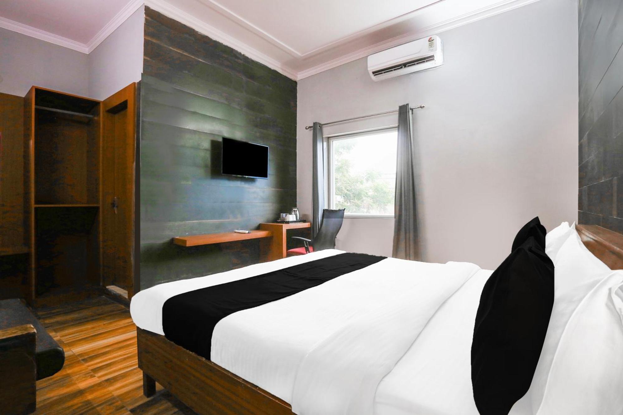 Hotel Super Collection O Bhiwadi Extérieur photo
