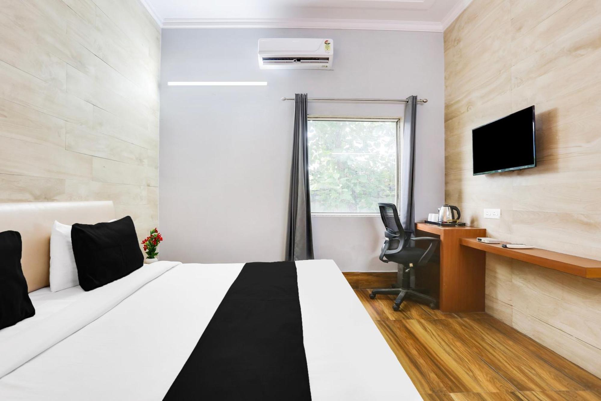 Hotel Super Collection O Bhiwadi Extérieur photo