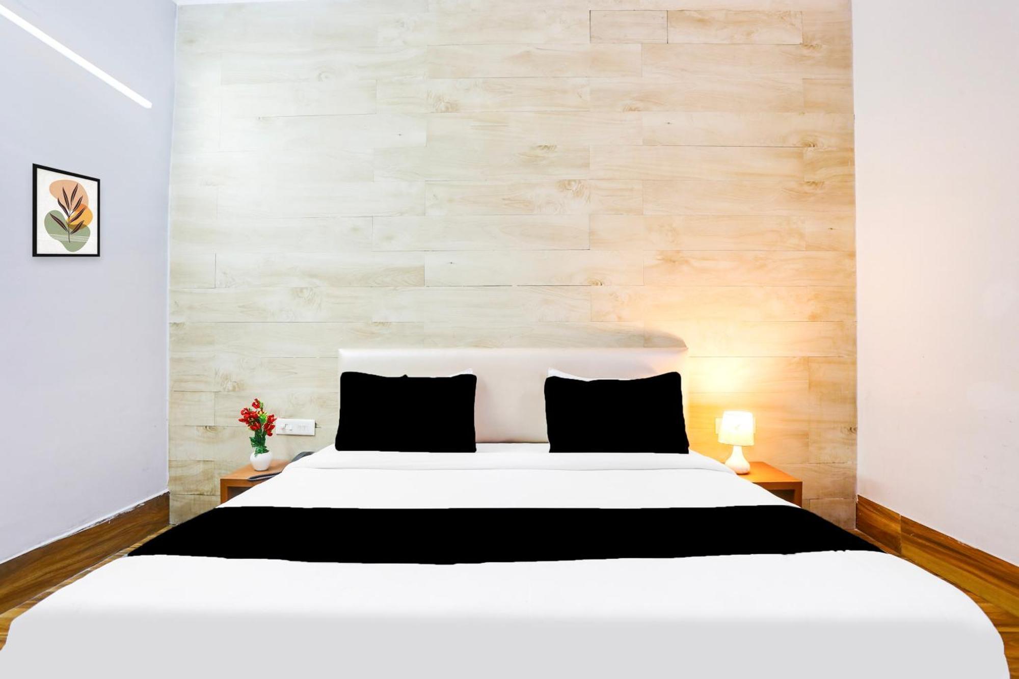 Hotel Super Collection O Bhiwadi Extérieur photo