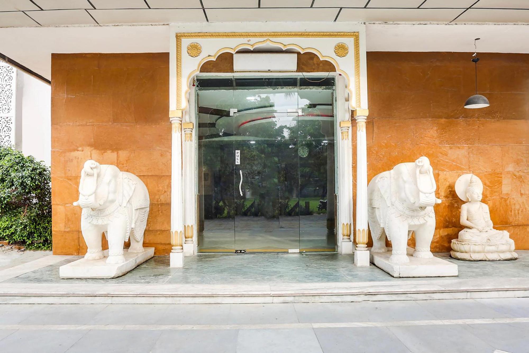 Hotel Super Collection O Bhiwadi Extérieur photo